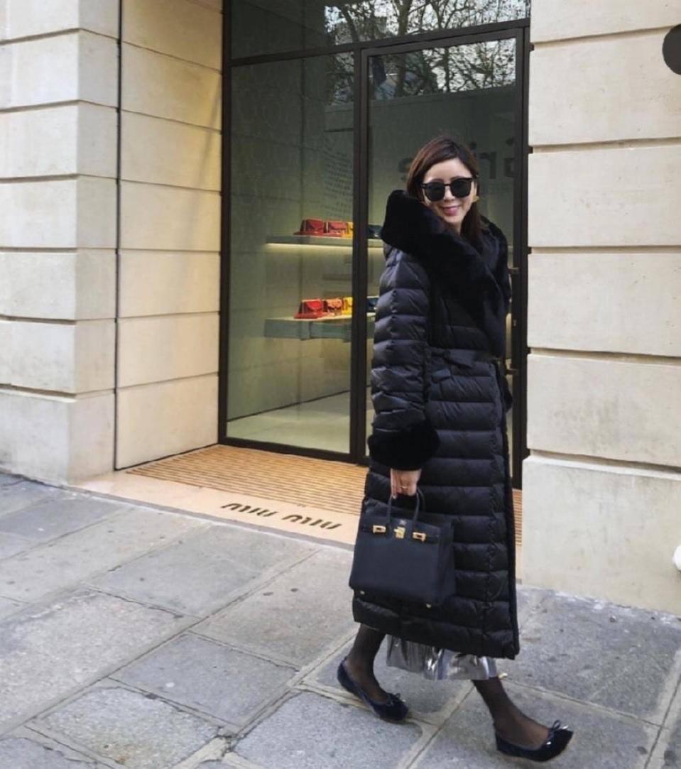 르꼬르망 자체제작 덕다운 양면 패딩