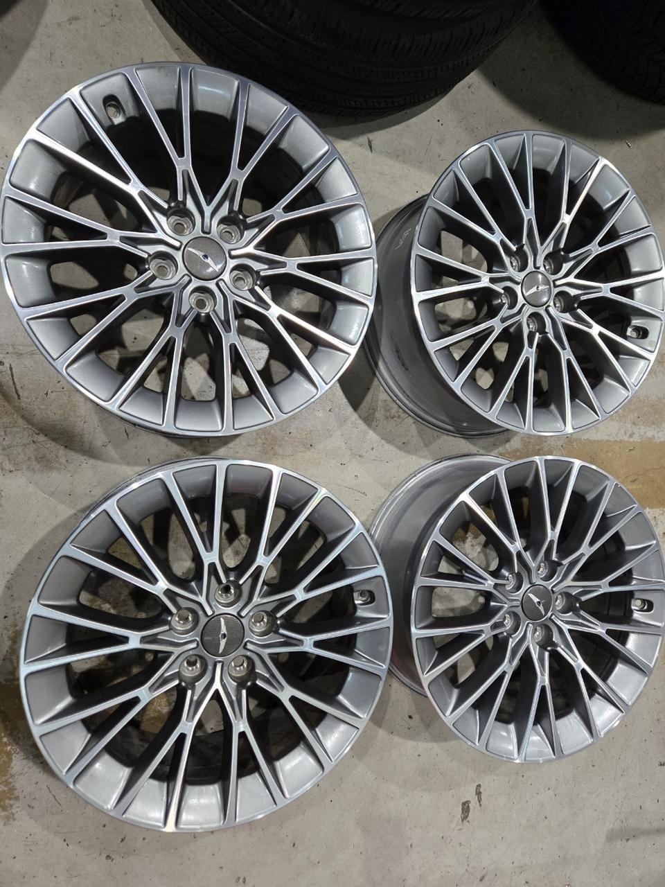 제네시스g80 18인치 휠한대분 판매합니다