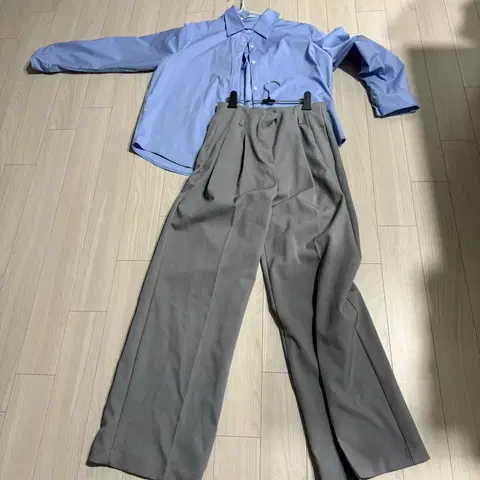 셔츠 + 슬랙스 정장 세트 하늘색/회색