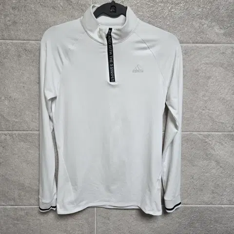 아디다스 반집업 기능성 폴라 긴팔티 M