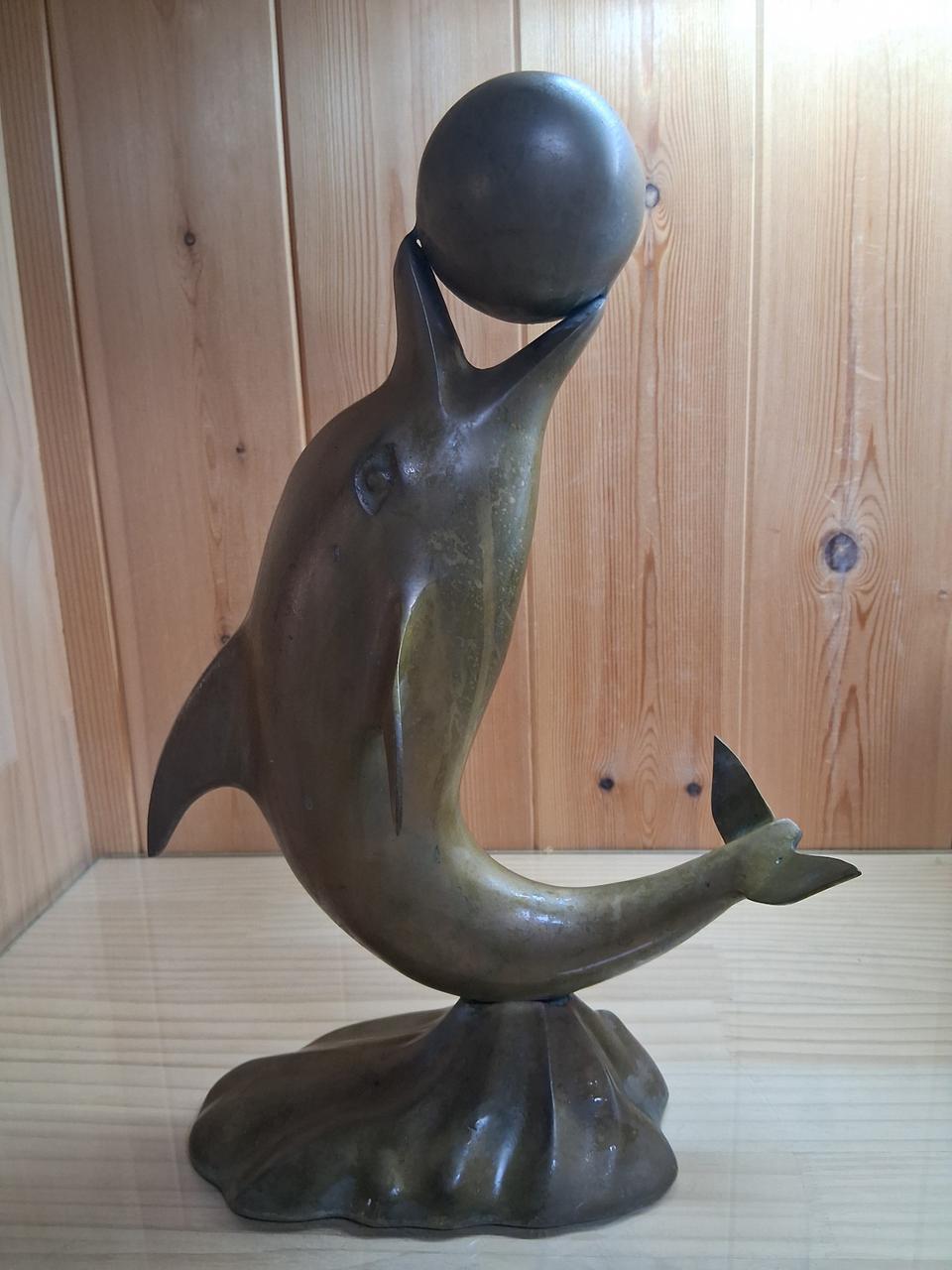 동 돌고래 조각상 장식품