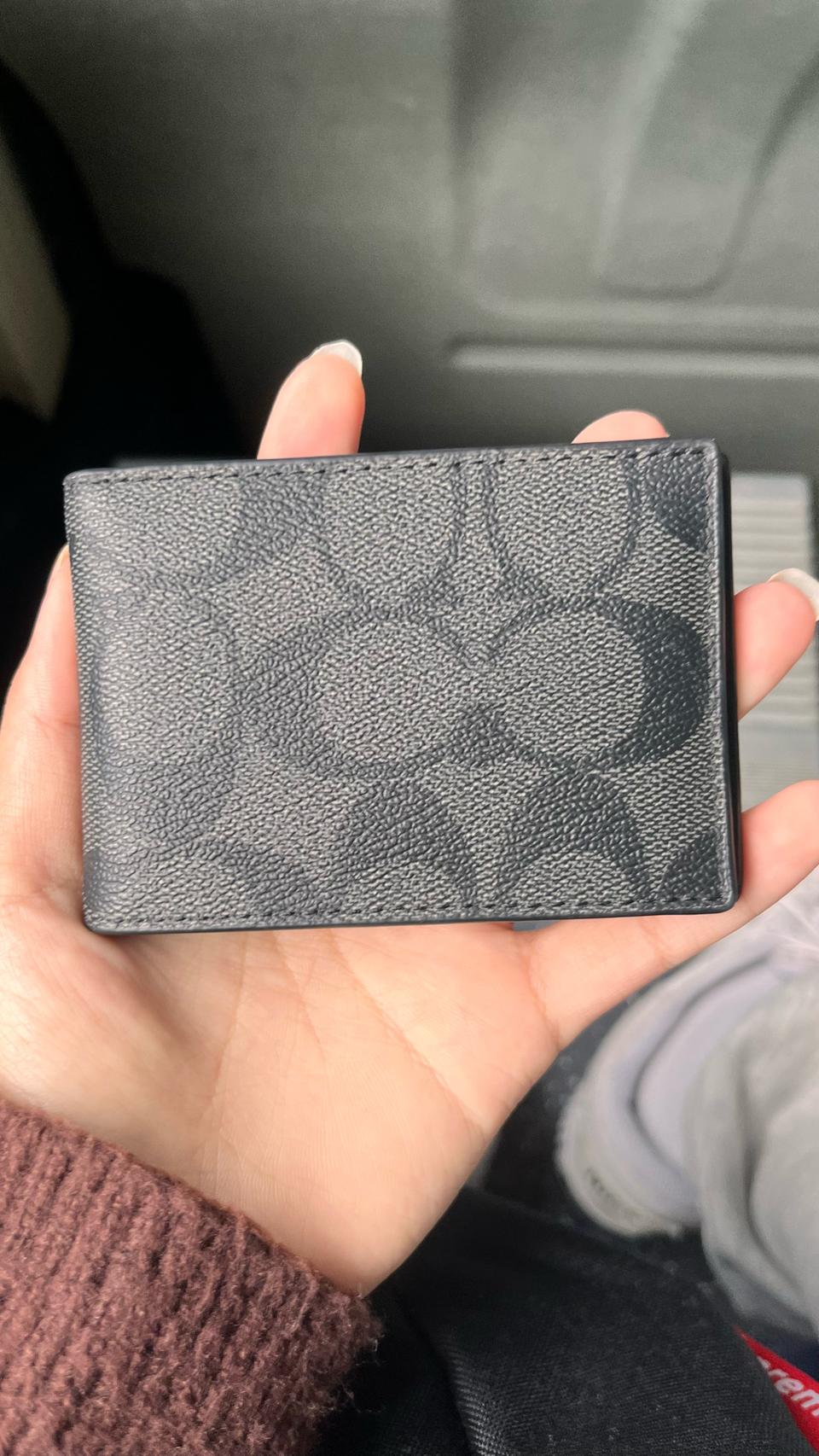 코치 시그니처 캠버스 지갑