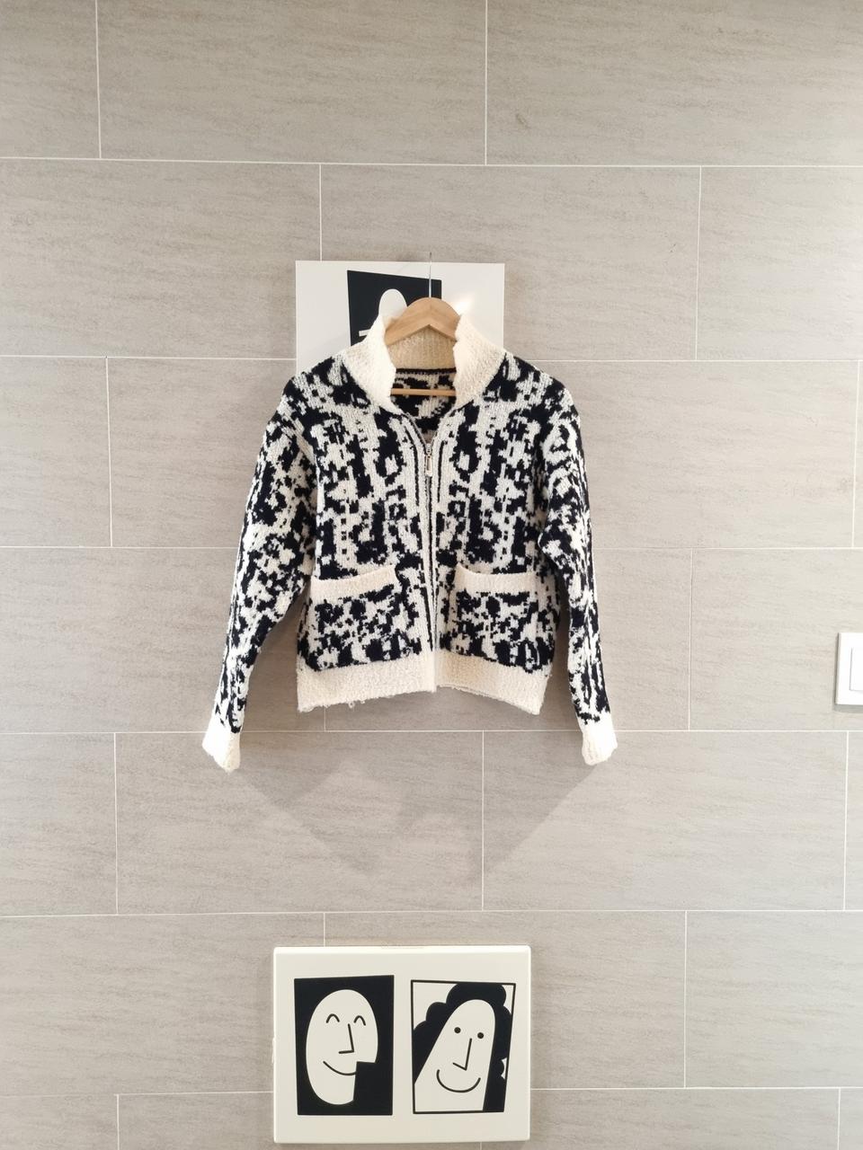 패턴집업 가디건점퍼