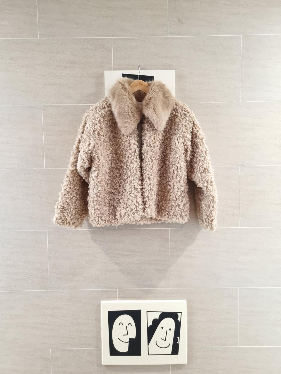 숏 뽀글이 베이지 퍼자켓