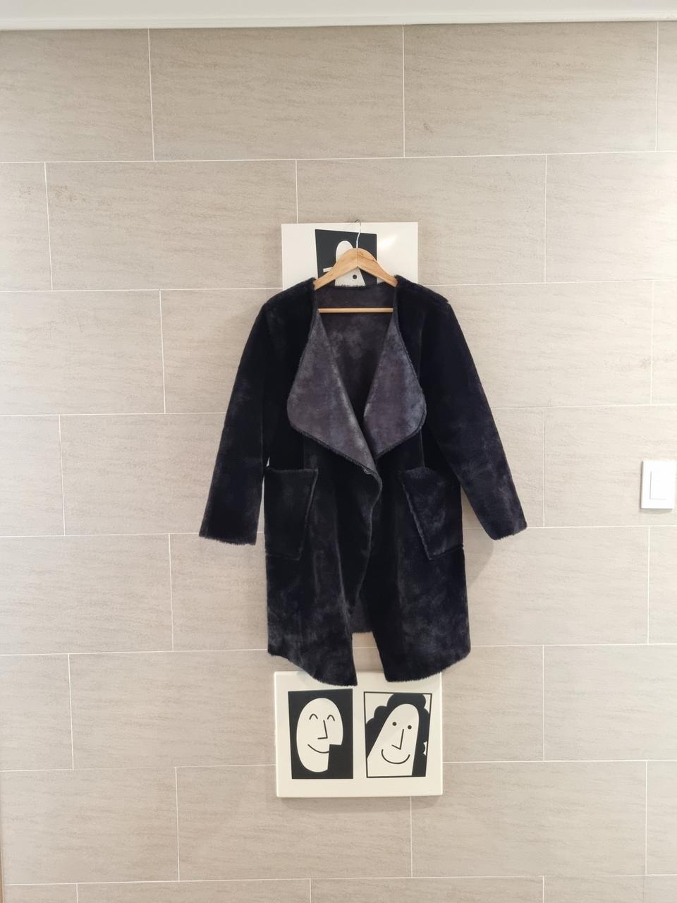 블랙퍼밍크 양면코트