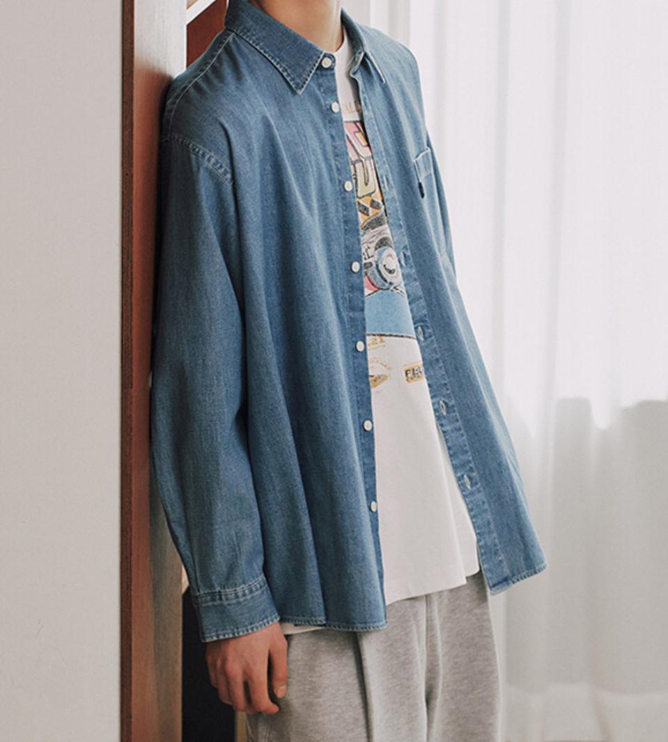 남녀공용) 탑텐 오버핏 중청 데님 셔츠 청남방 s사이즈