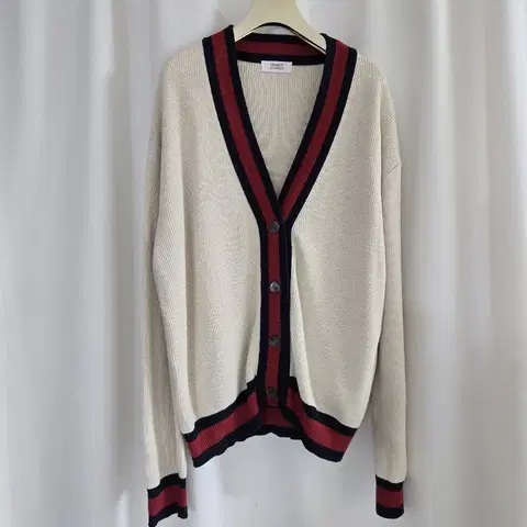스튜디오톰보이 배색 아이보리 가디건