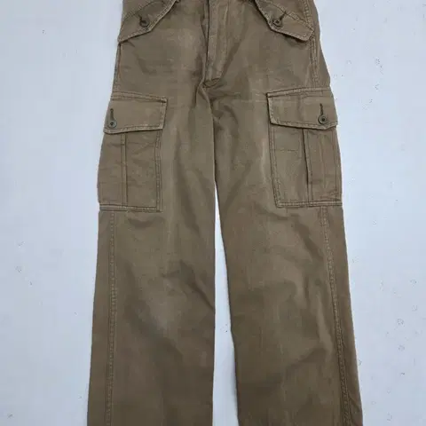 꼼데가르송 카키색 포켓 카고 바지