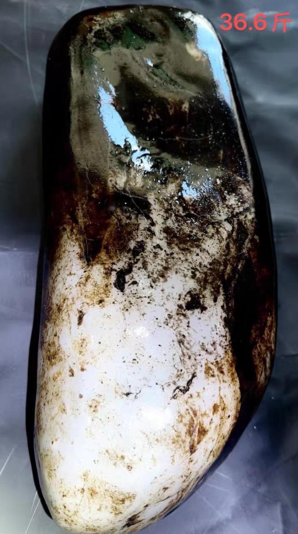 화전백옥 원석 18kg