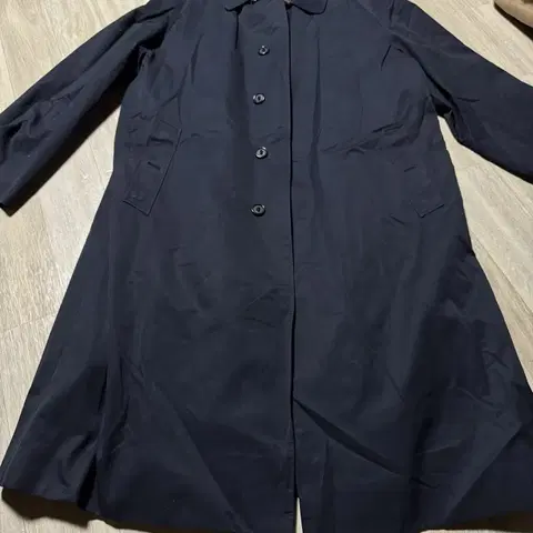 버버리 네이비 트렌치 코트