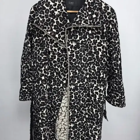 TIME POSTMODERN 레오파드 패턴 코트/ 상태 좋음