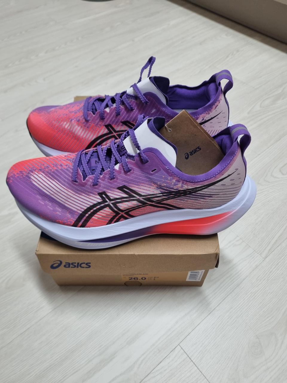 (260) 아식스 메가 블라스트