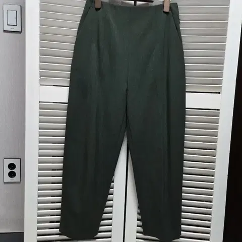 구호 KUHO 모혼방 슬랙스바지