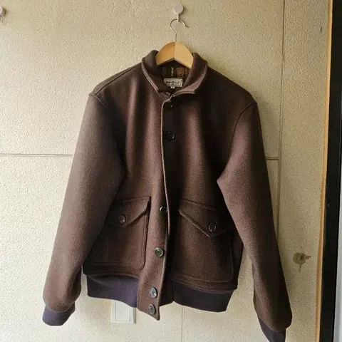 (L) 부기홀리데이 울 봄버 자켓