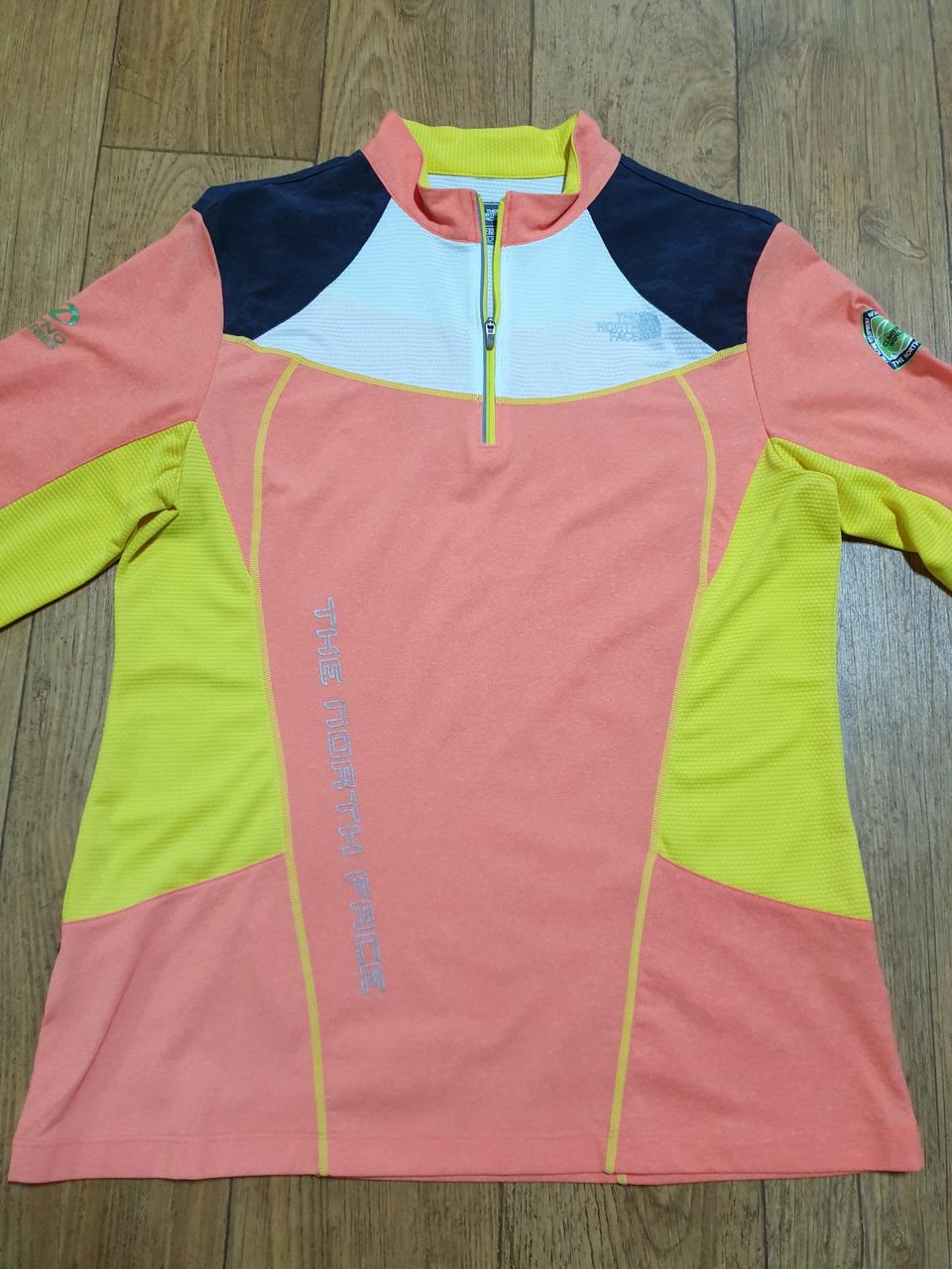 1111 노스페이스 아웃도어 반집업 95 사이즈입니다