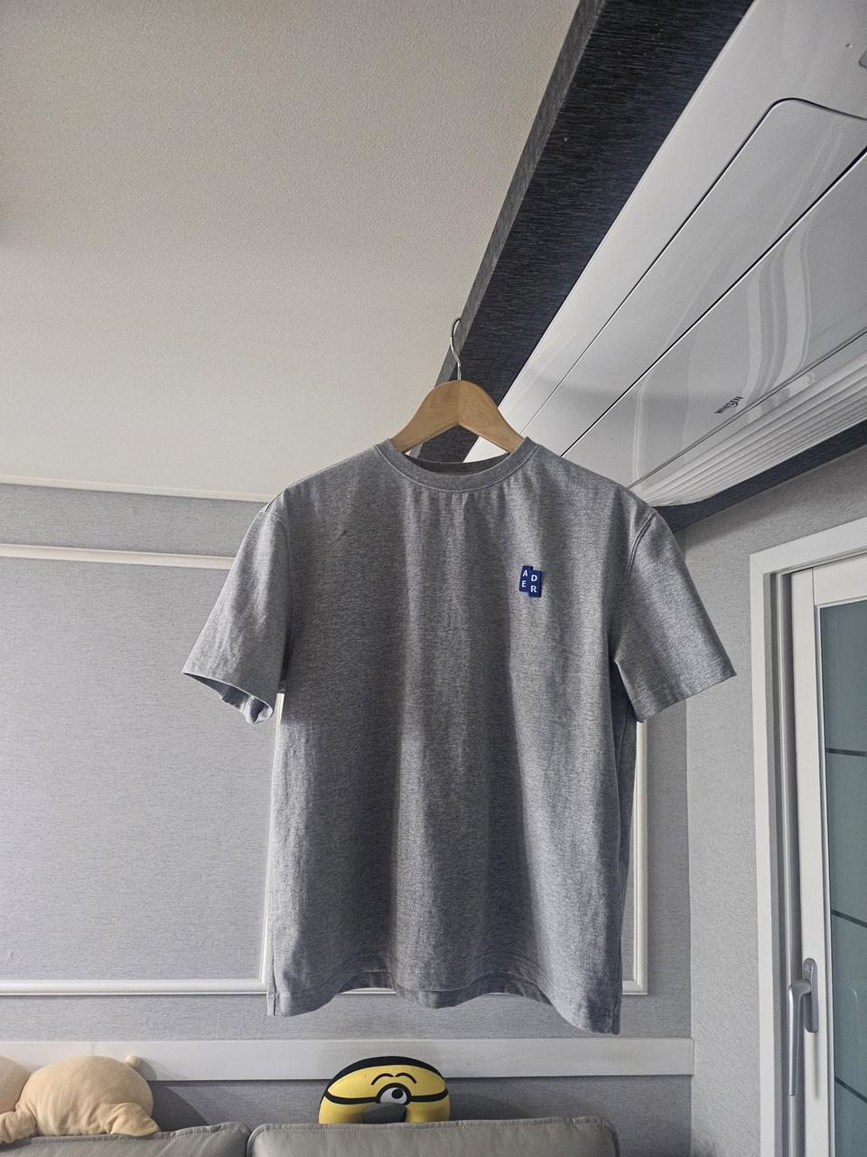 [거의 새것] 아더에러 TRS 시그니피컨트 반팔 티셔츠 s