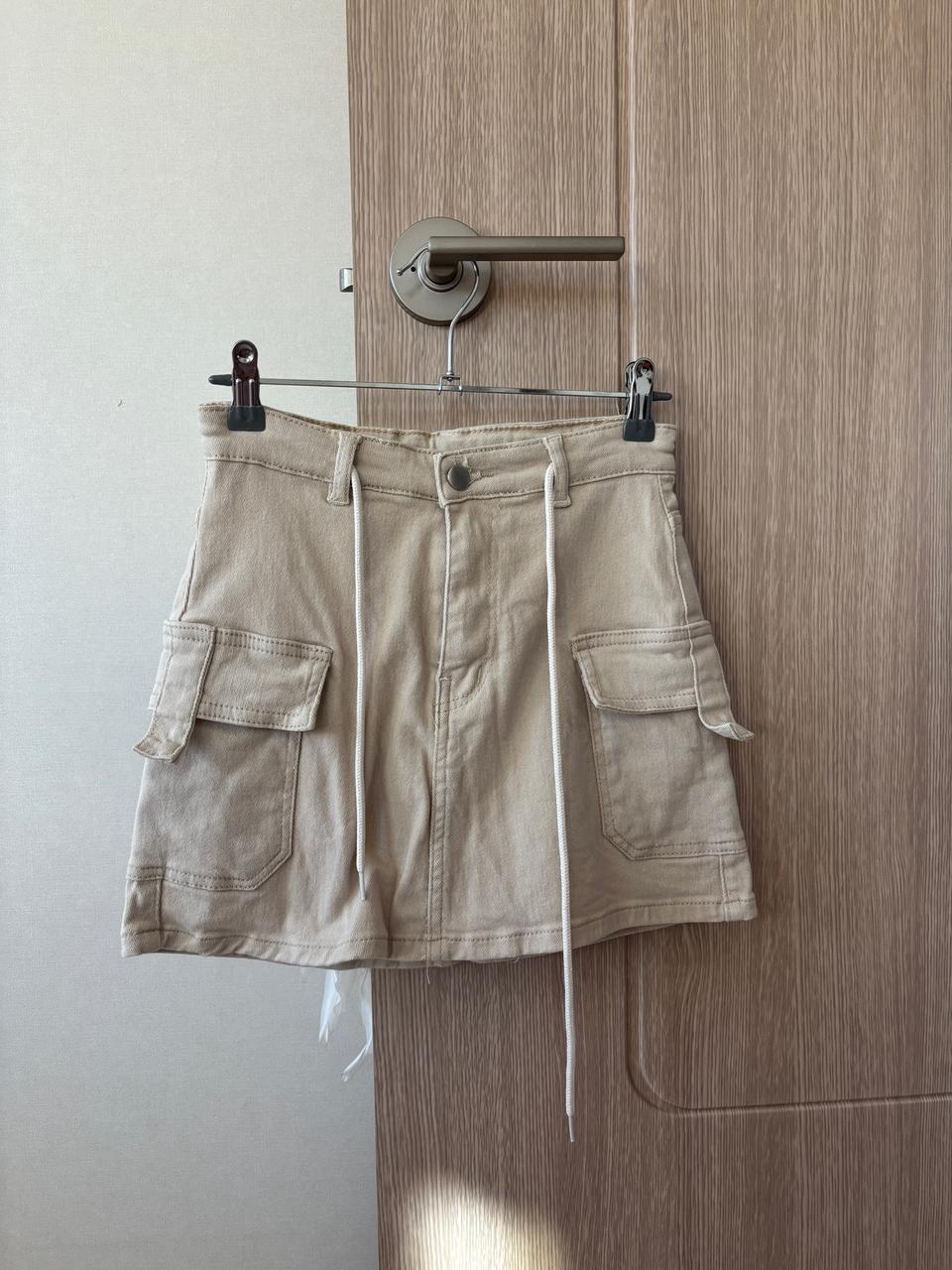 베이지 카고 미니스커트