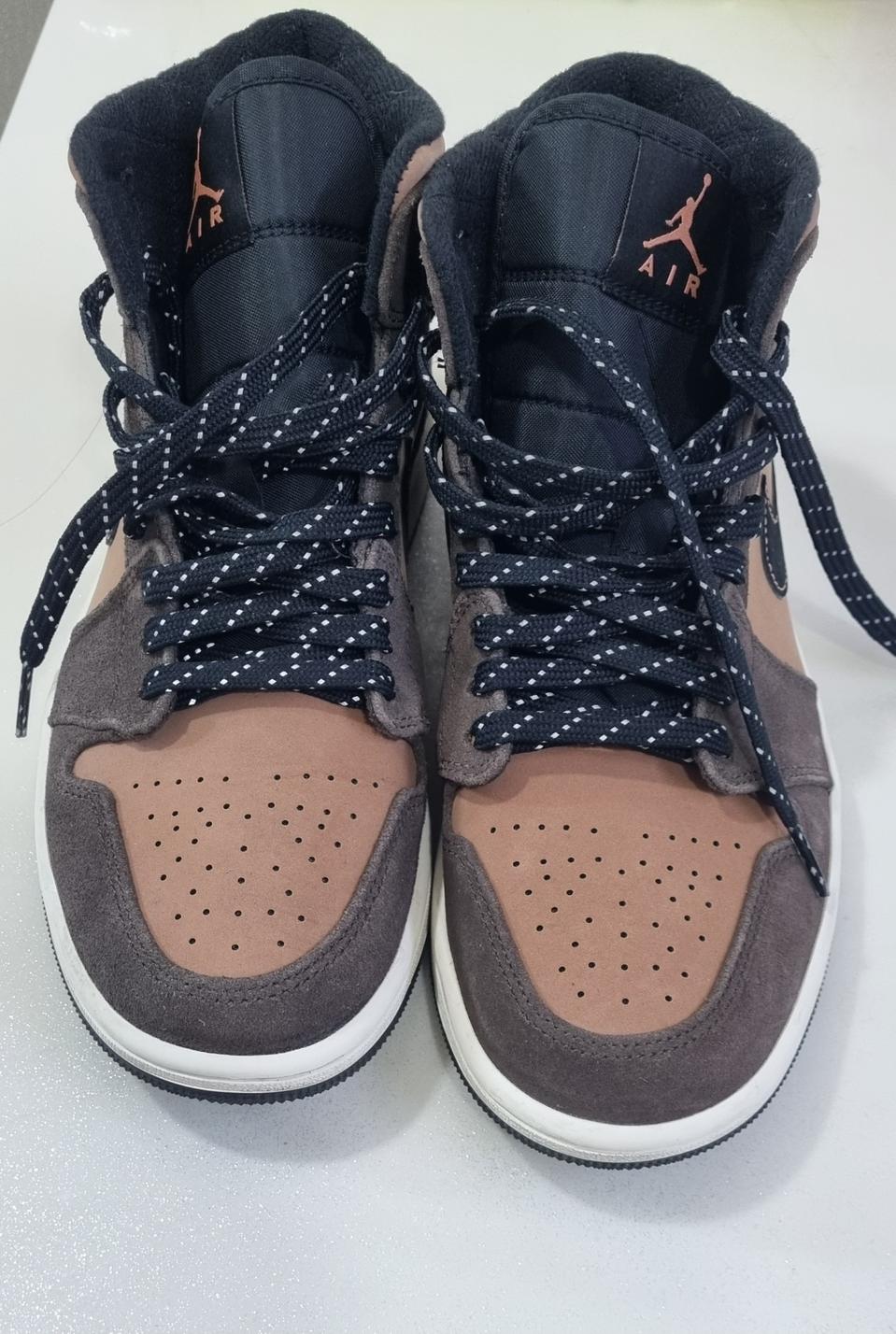 나이키 조던1 미드 SE 다크 초콜릿 260