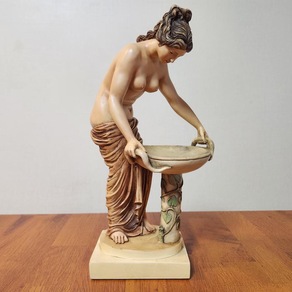 80년대 올드 빈티지 이태리 아밀로아레 산티니 순수레진 헤스티아 피규어.