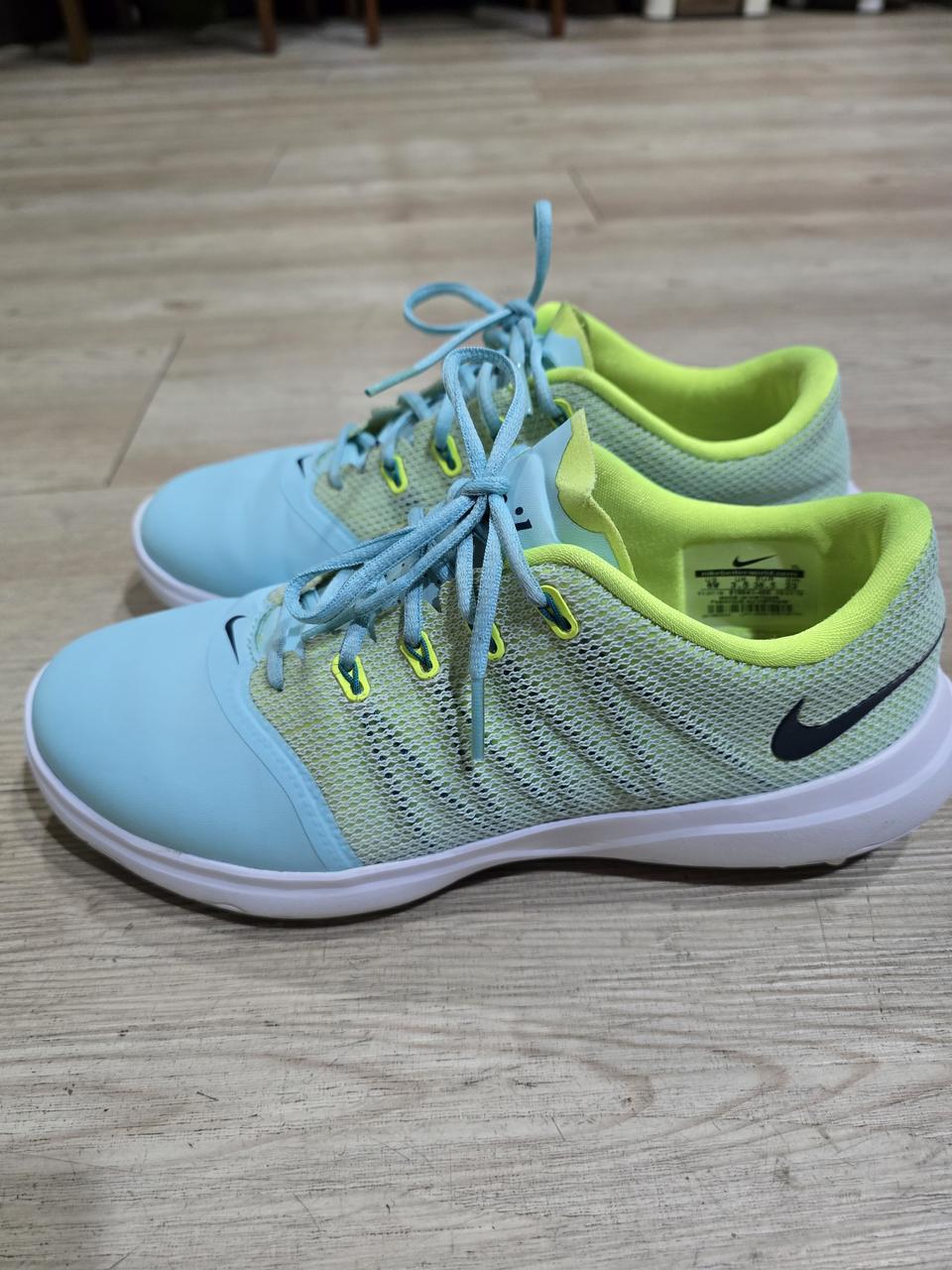 나이키 루나론 엠프레스 2 스파이크리스 골프화 230mm