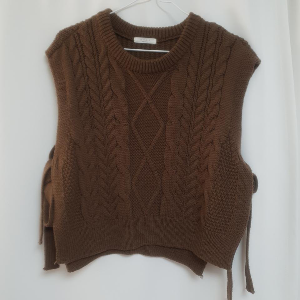 수달쌀롱 라운드 케이블 꽈배기 사이드 리본 니트 베스트 쪼끼 브라운