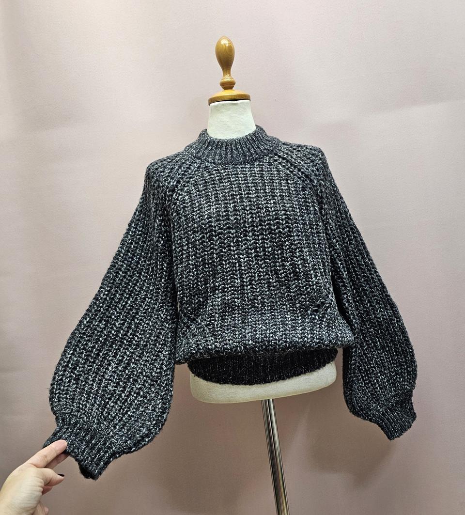 굵은 짜임 벌룬소매 니트