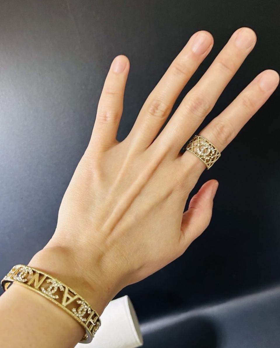 샤 로고 금장 팔찌 반지 세트