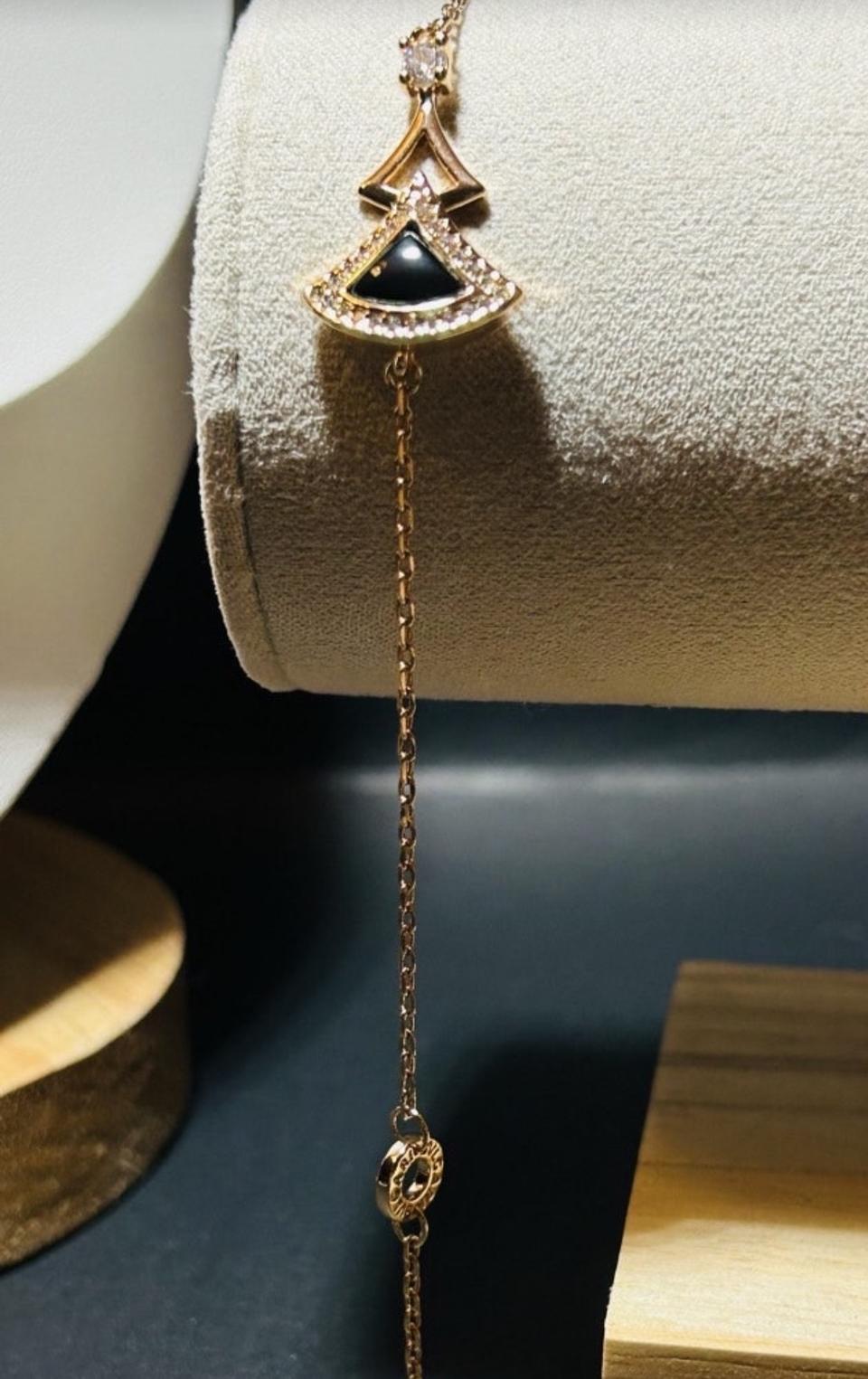 불가리 부채 팔찌