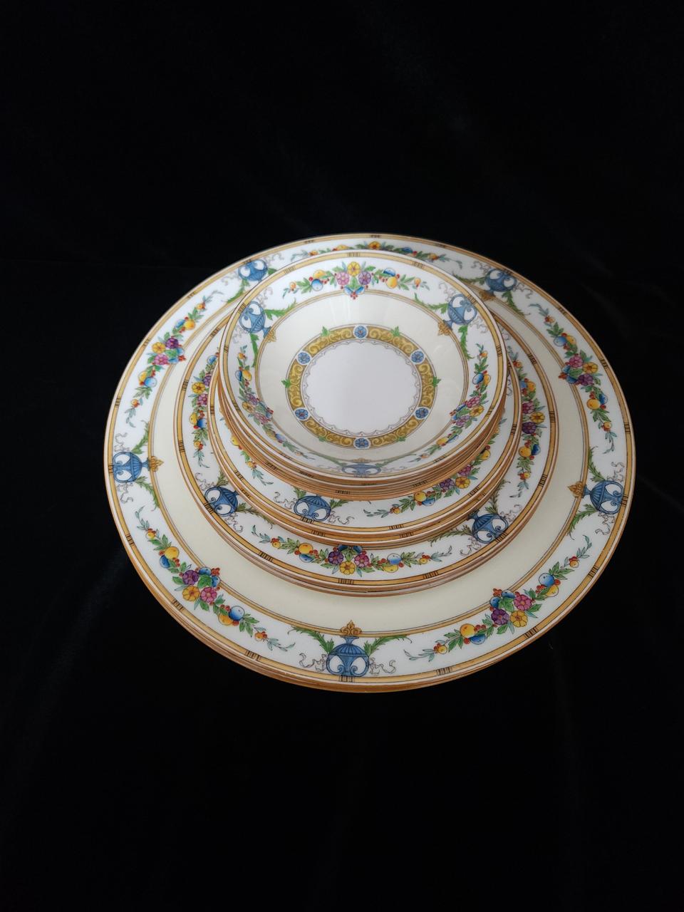 영국 민튼 헬레나 디너,샐러드,디저트접시. 베리볼