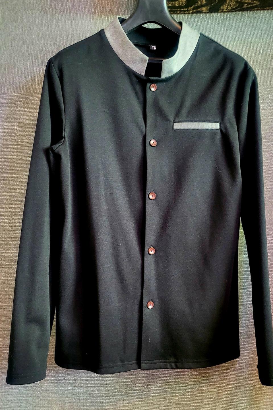 [미사용 새상품] 프랭키뉴욕 블랙 차이나넥 니트 셔츠