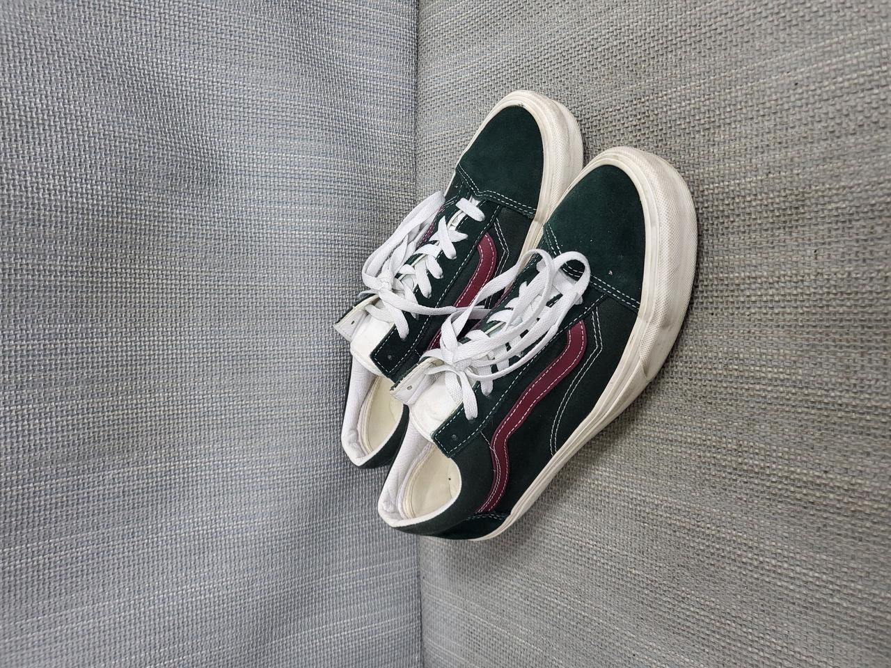 반스 올드스쿨 스니커즈 285