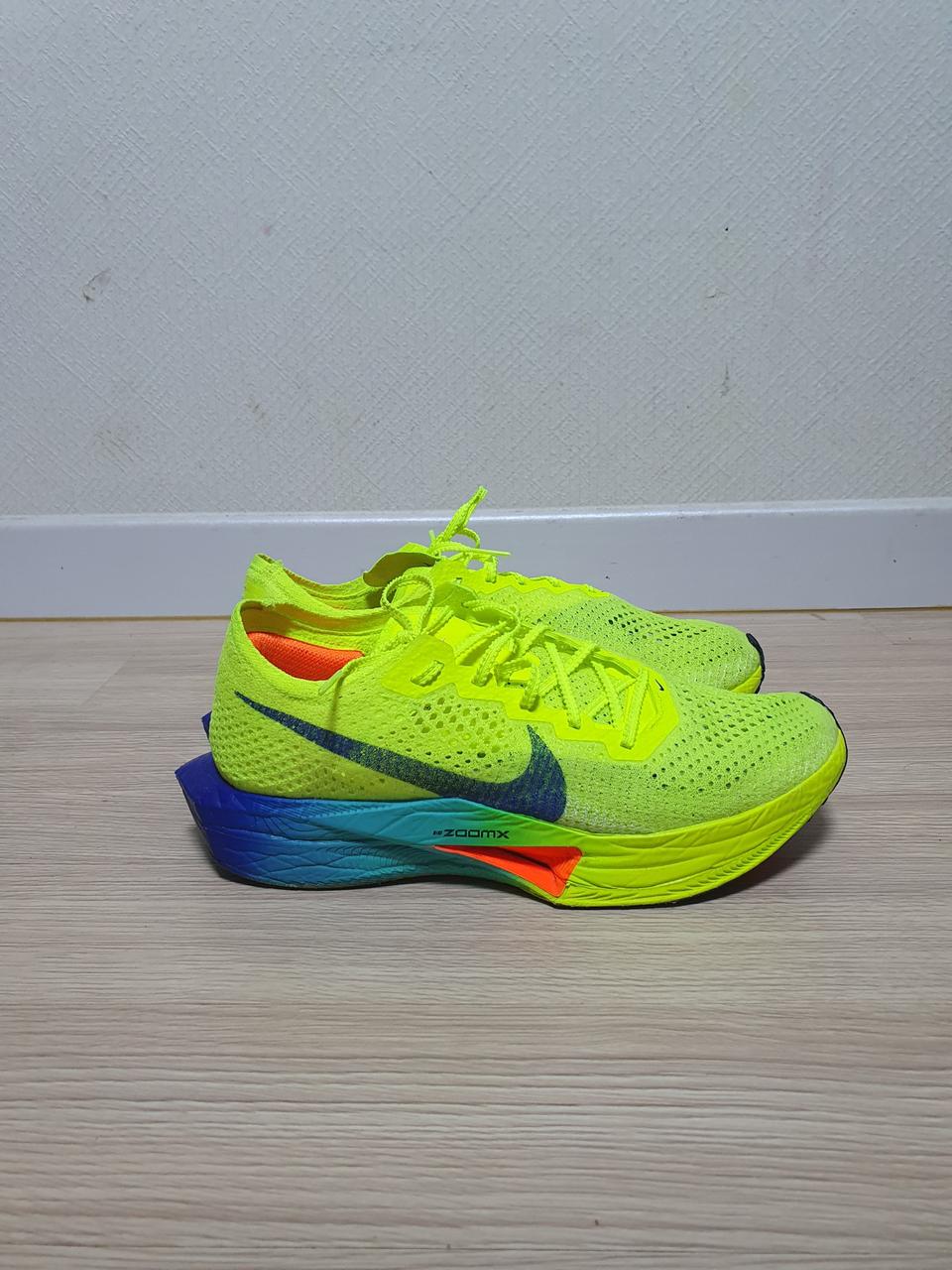 나이키 베이퍼플라이 넥스트 3% 러닝화 270