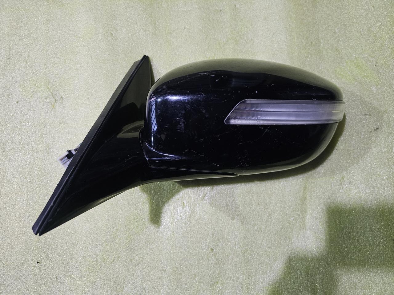 제네시스BH 16핀 오토딤 사이드미러 운전석 택포 6만5천원(도색용)