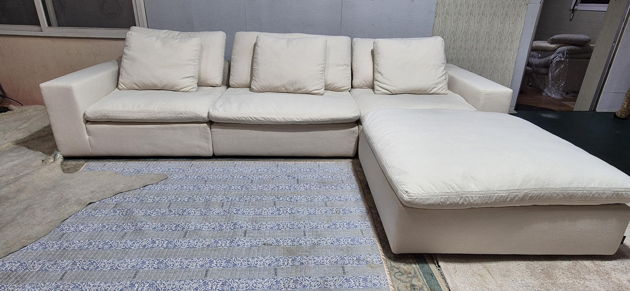 까사미아 캄포플러스 클래식 화이트 4인소파쇼파+오토만(전체드라이세탁완료)