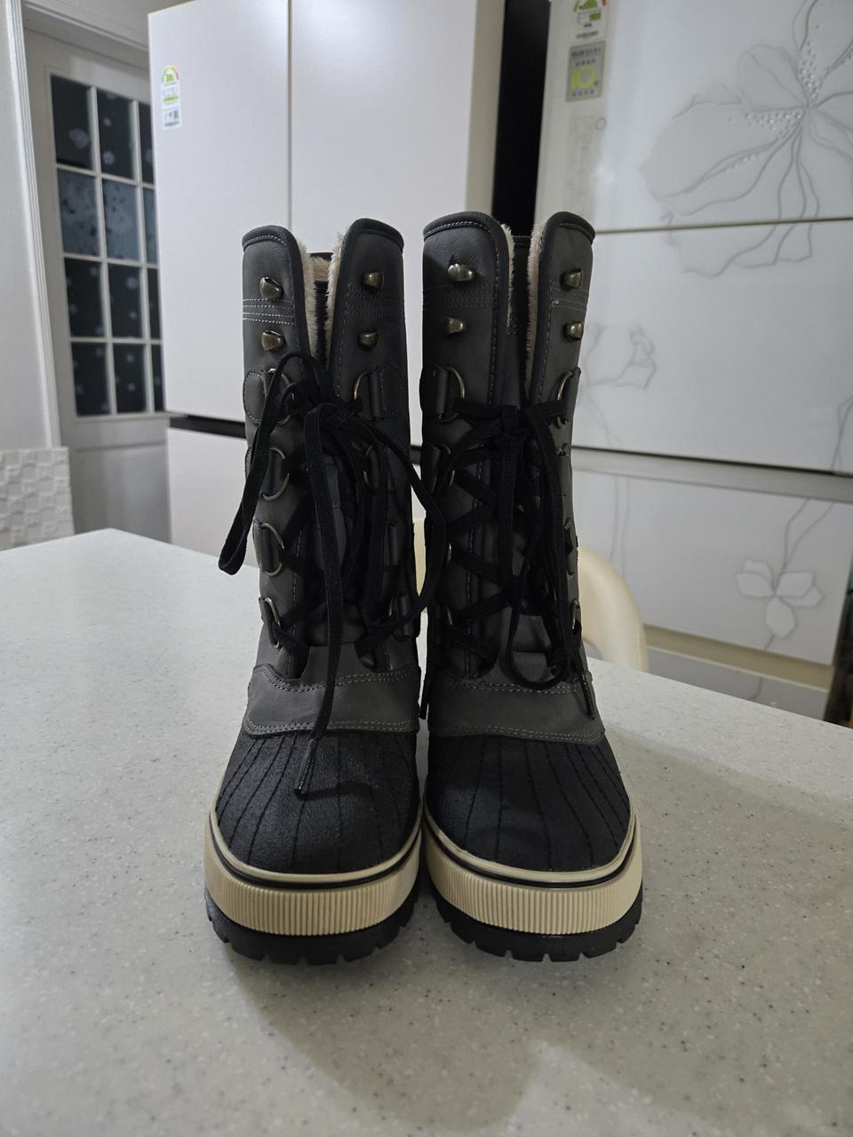 새상품)여성 방한부즈 230