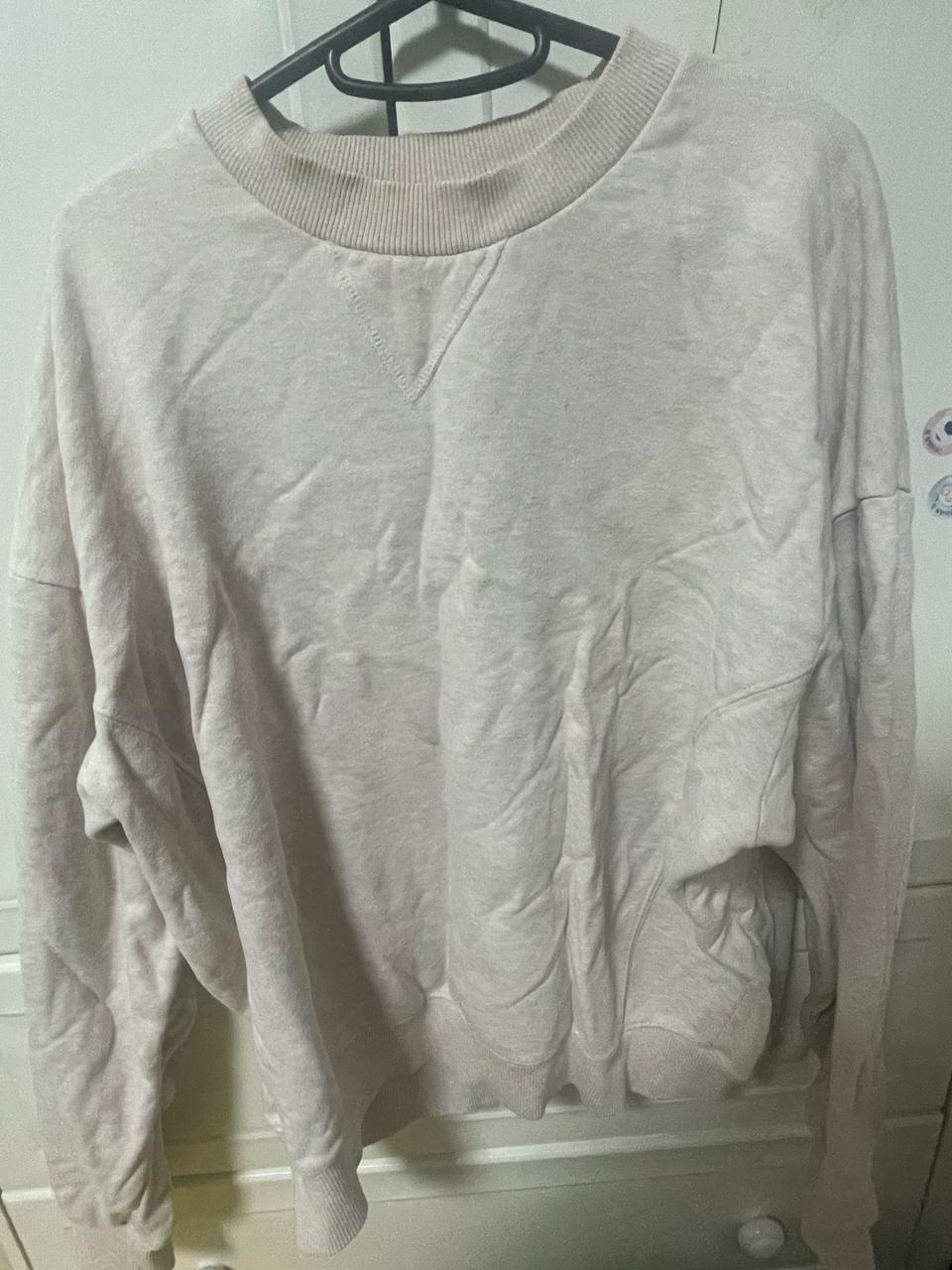 아이보리 맨투맨