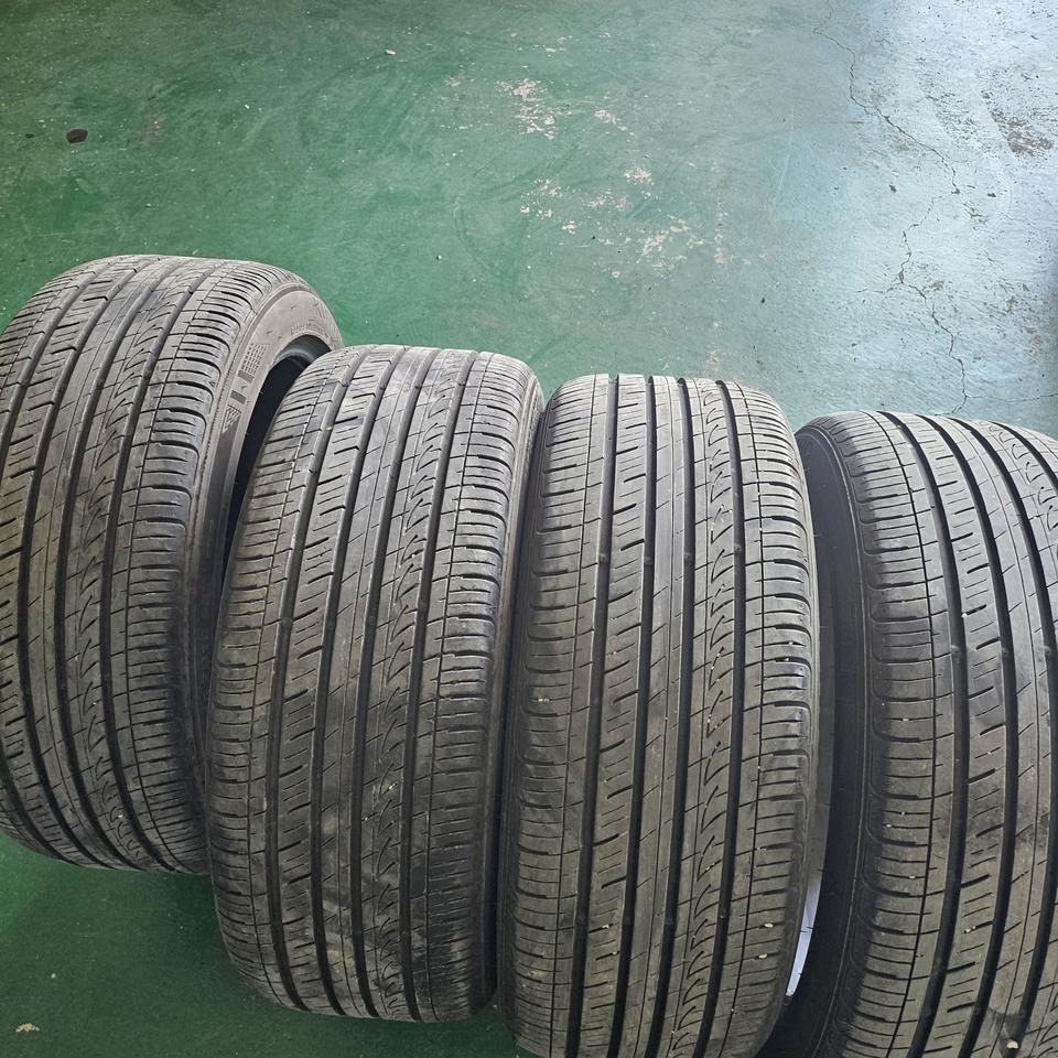 225 45 18 마제스티 중고타이어 팝니다