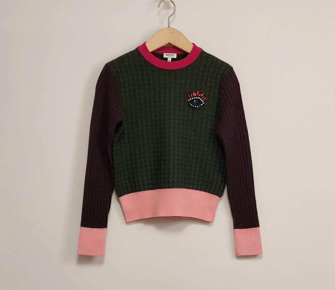 겐조 칼라배색 라운드 니트입니다