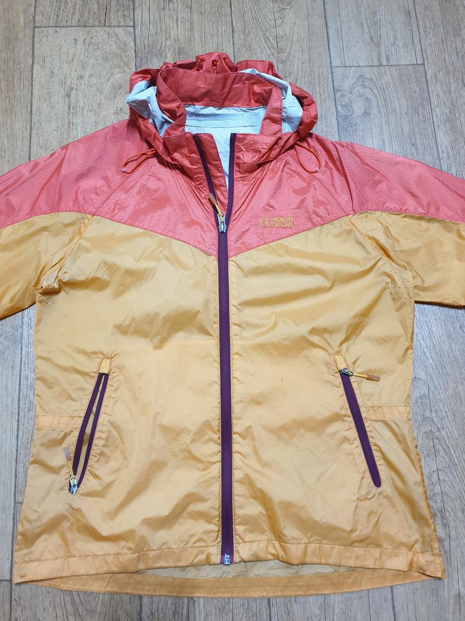 1212 코오롱 아웃도어 바람막이 95 사이즈입니다