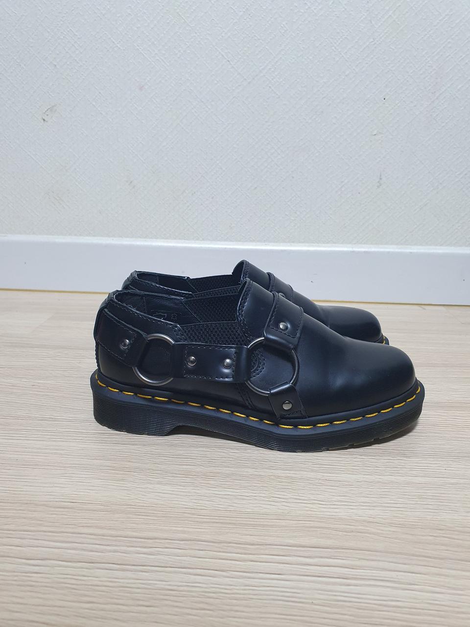 닥터마틴 길비 로퍼 240