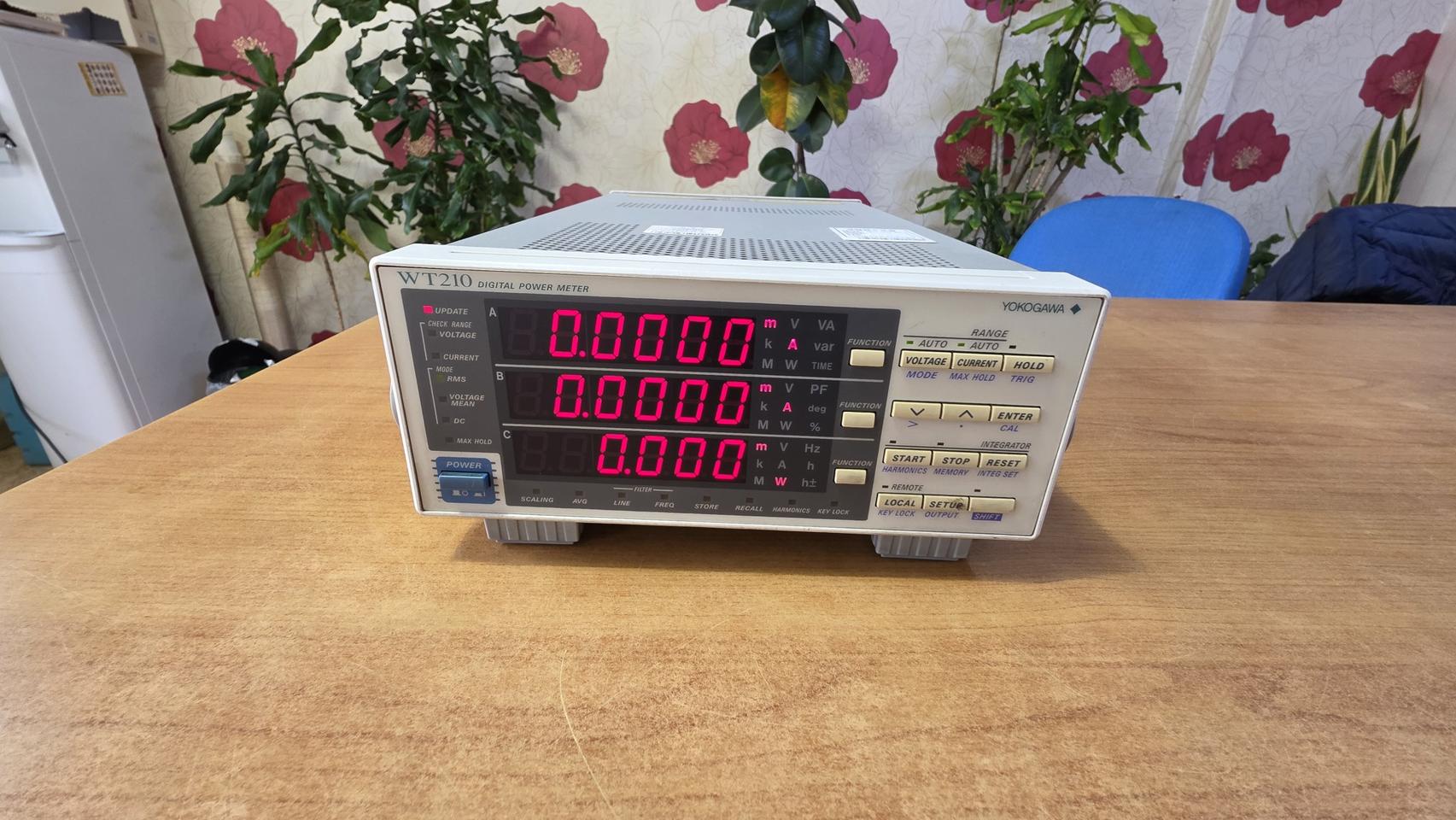 YOKOGAWA (요코가와) - WT210 / 디지털 파워미터