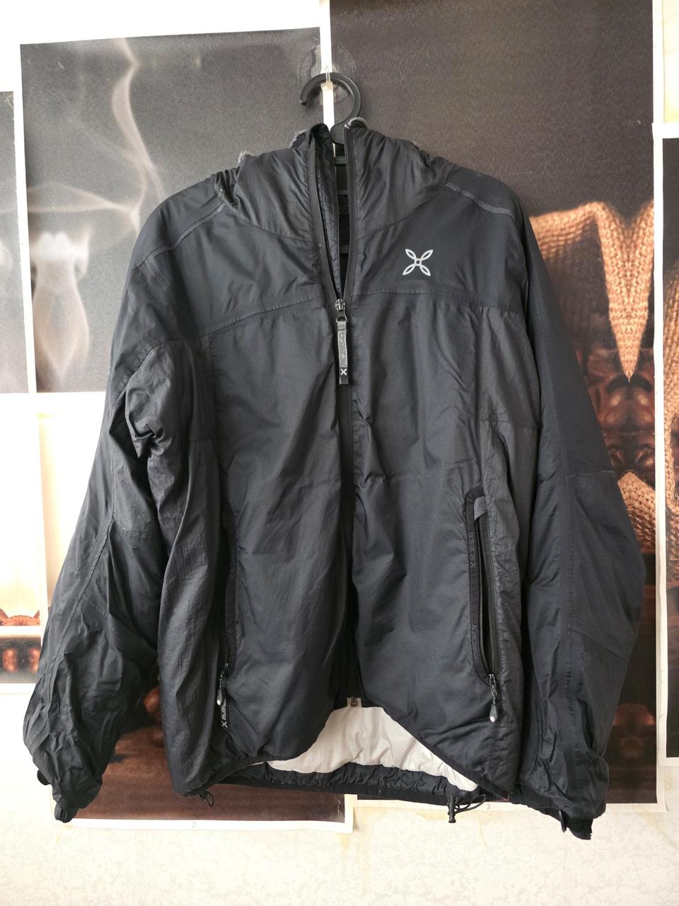 몬츄라 네비스자켓