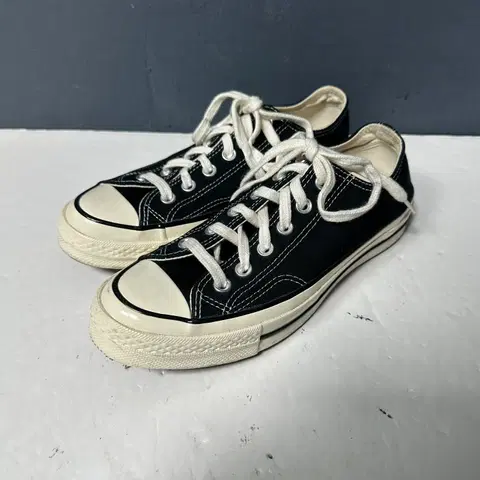 245 컨버스 척테일러 70s 블랙 로우 스니커즈