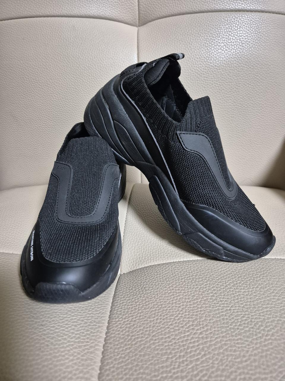 블랙마틴싯봉 니트 슬립온