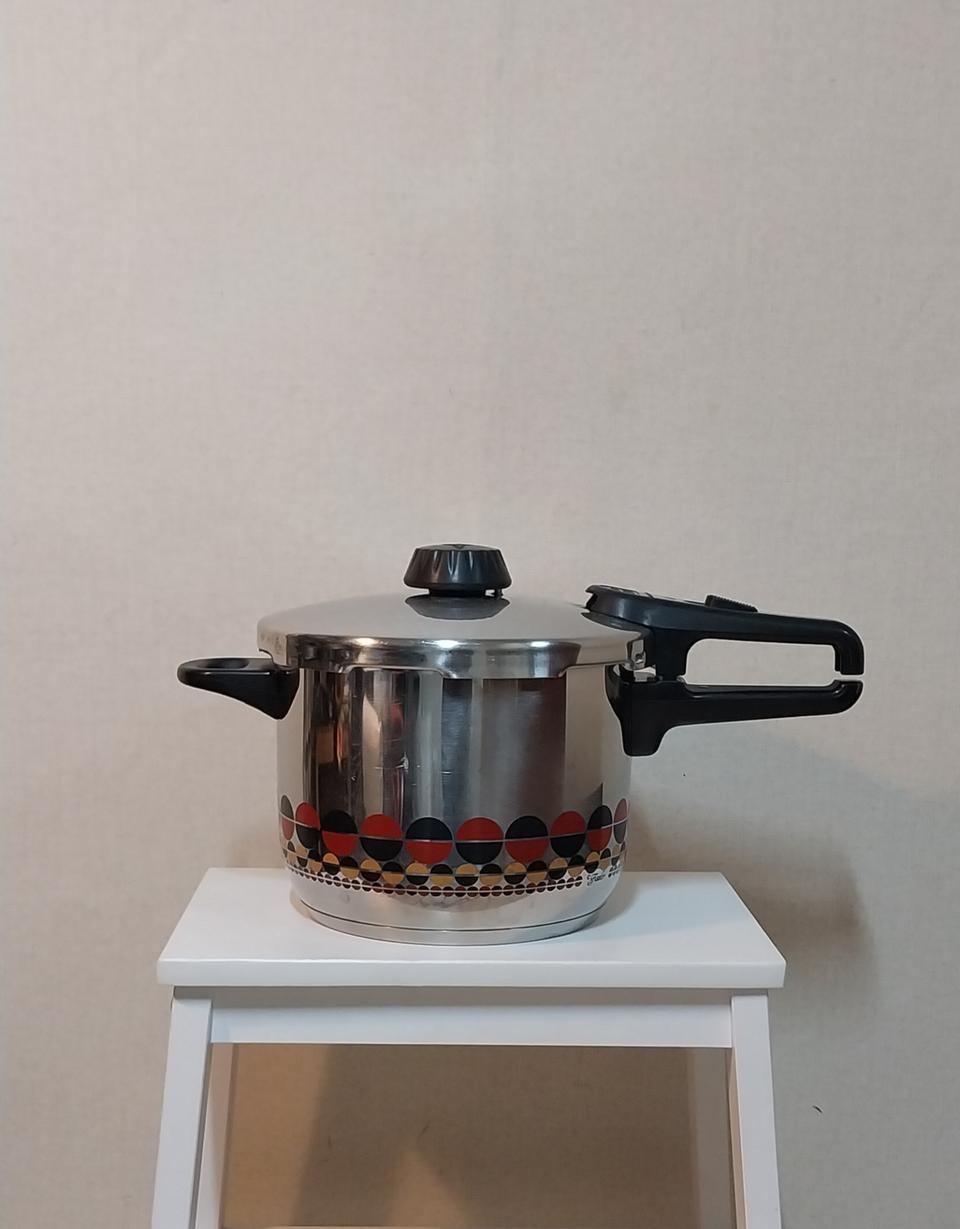 (중고)휘슬러 압력밥솥 팝니다(6리터)