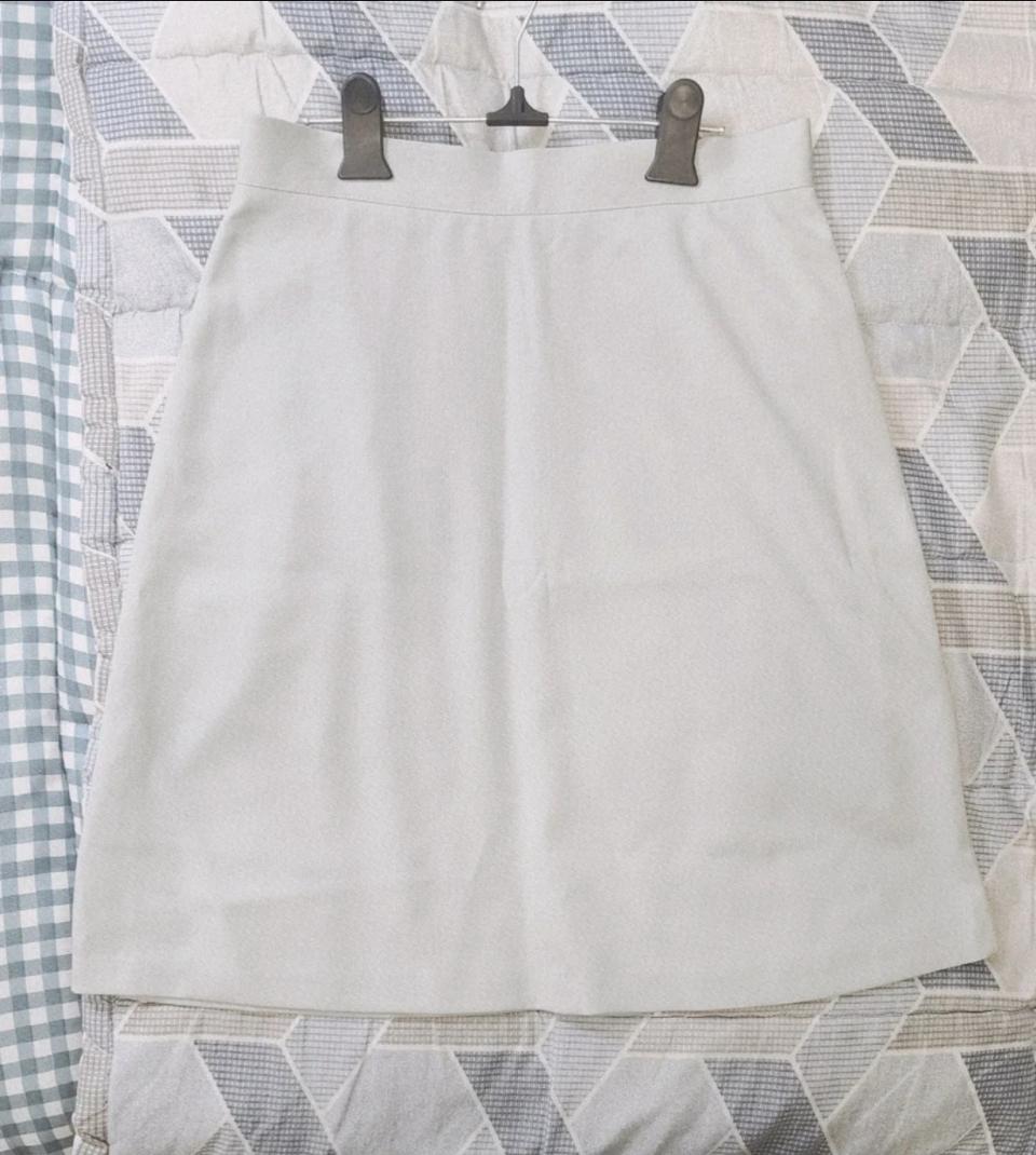 아이보리 짧은 세미정장 치마