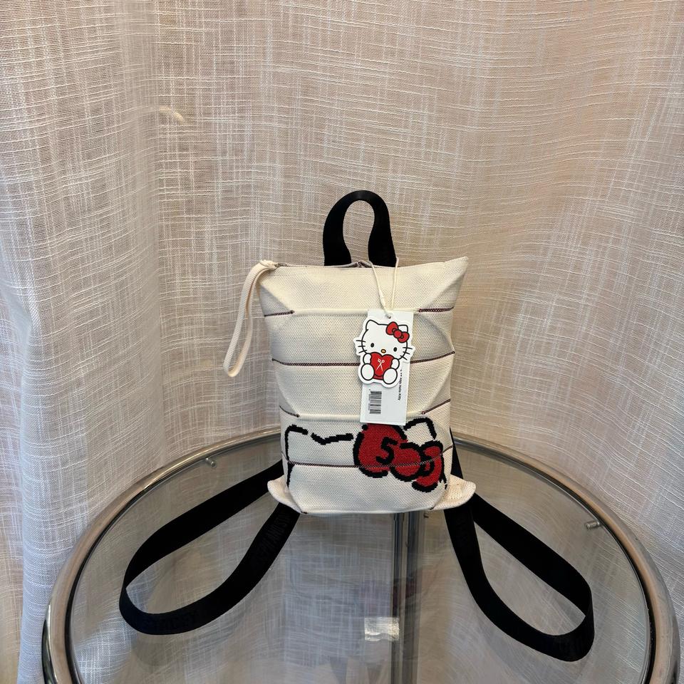 정품 조셉앤스테이시 X 키티 플리츠 백팩