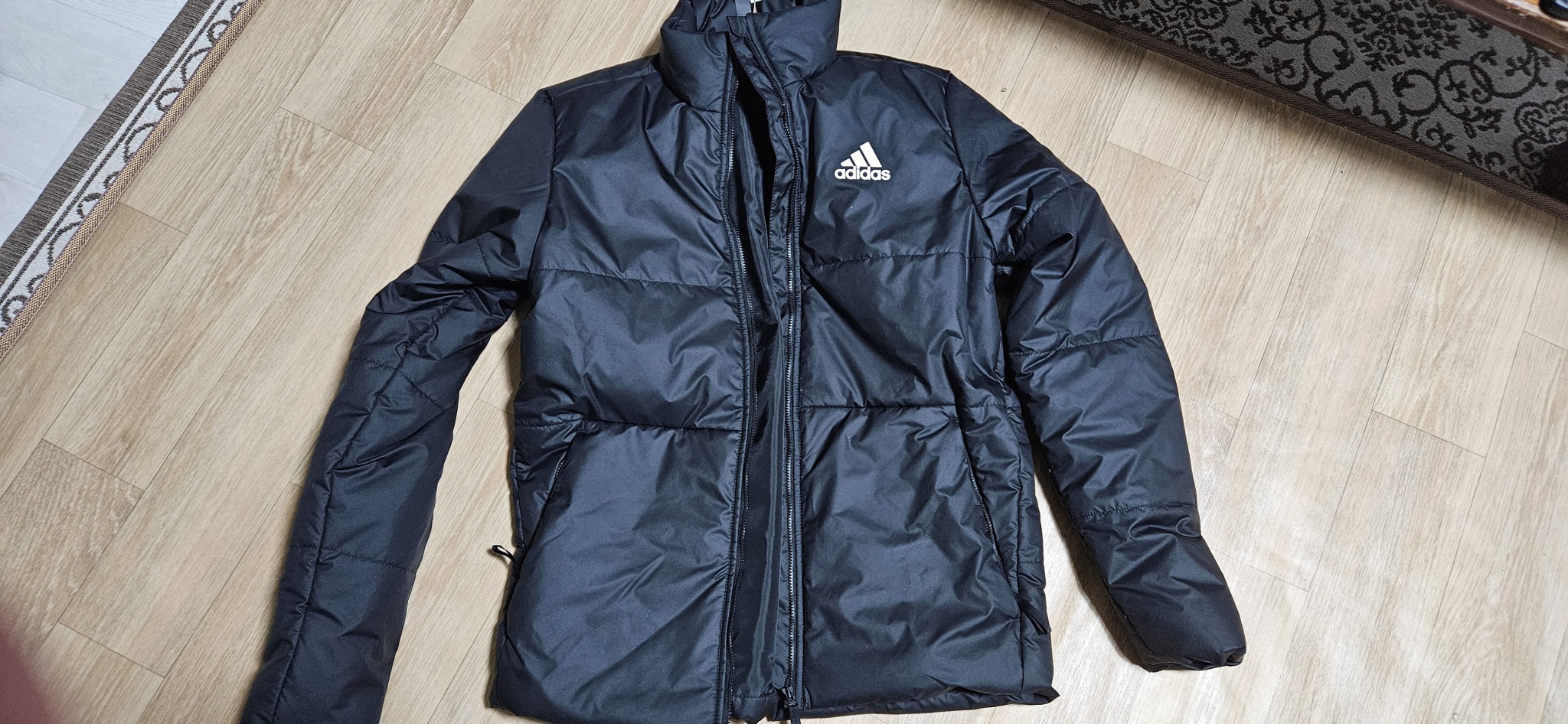 아디다스 점퍼 사이즈S 새상품