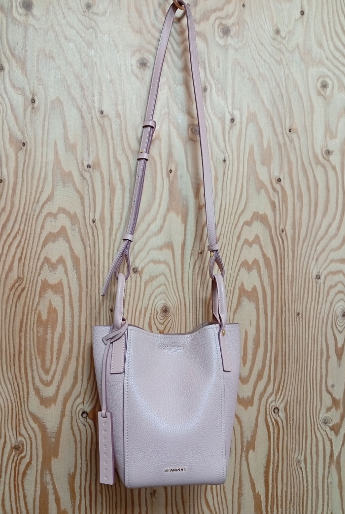 빈폴 인디핑크 가죽 크로스 데일리 가방