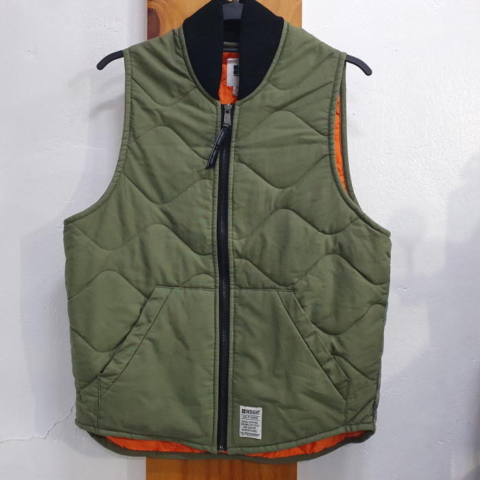 INSIGHT 인사이트 패딩조끼(90)